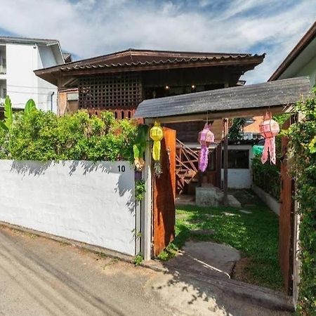 Nearthepark Backpack House Hostel Τσιάνγκ Μάι Εξωτερικό φωτογραφία